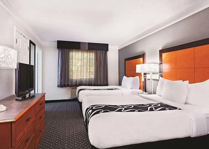 La Quinta By Wyndham Hotel 3*