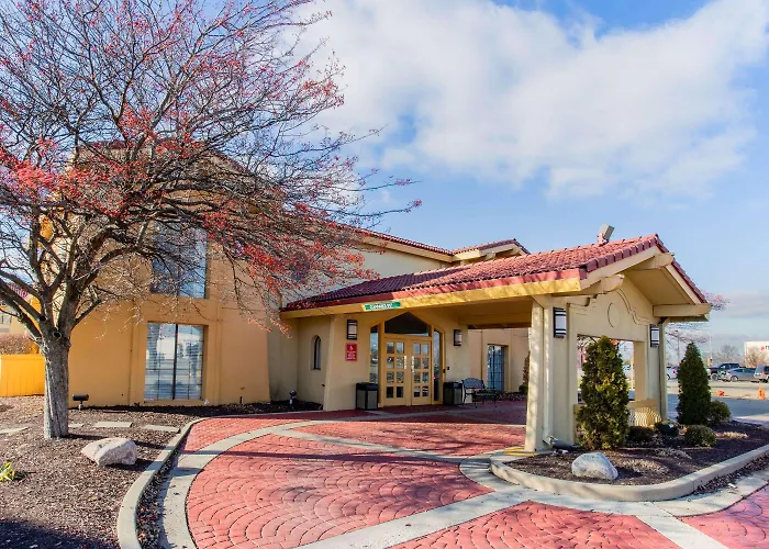 Hotel La Quinta By Wyndham 3*