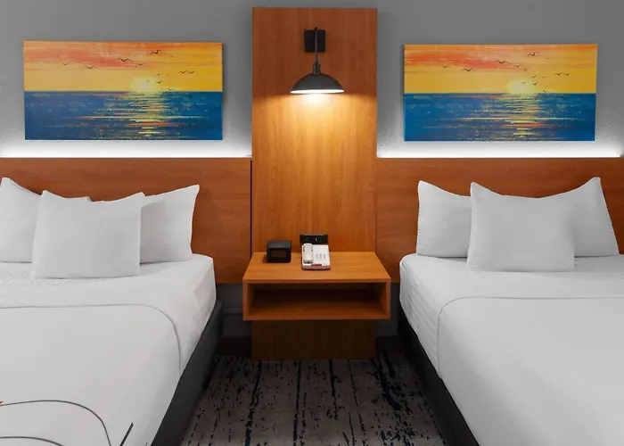 La Quinta By Wyndham Hotel