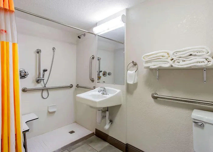 La Quinta By Wyndham Hotel Champaign